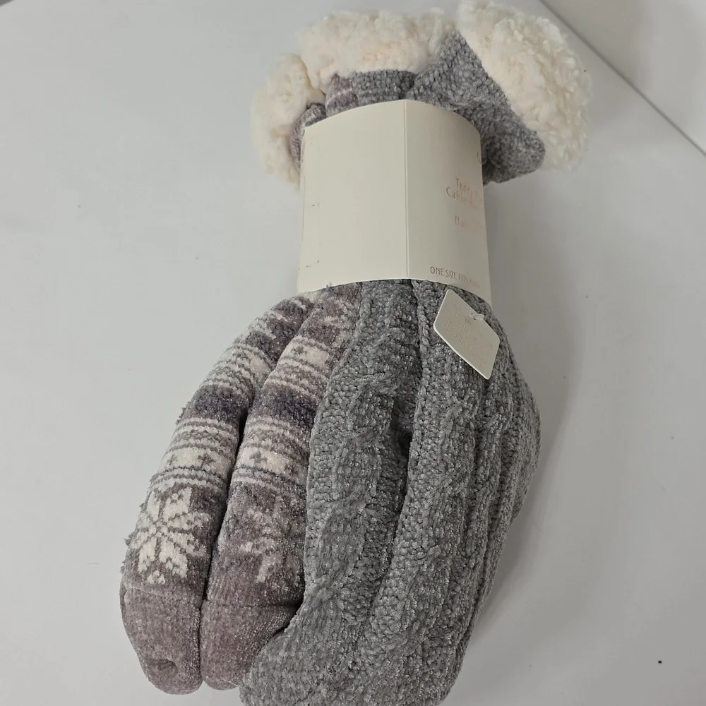 Teddy Fleece Lined‎ Cable-Knit Cloud Socks